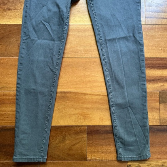 Democracy Ab Technology Ankle Skimmer - Picture 4 of 9